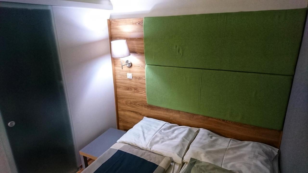 Apartmány Slovanská Plzeň Esterno foto