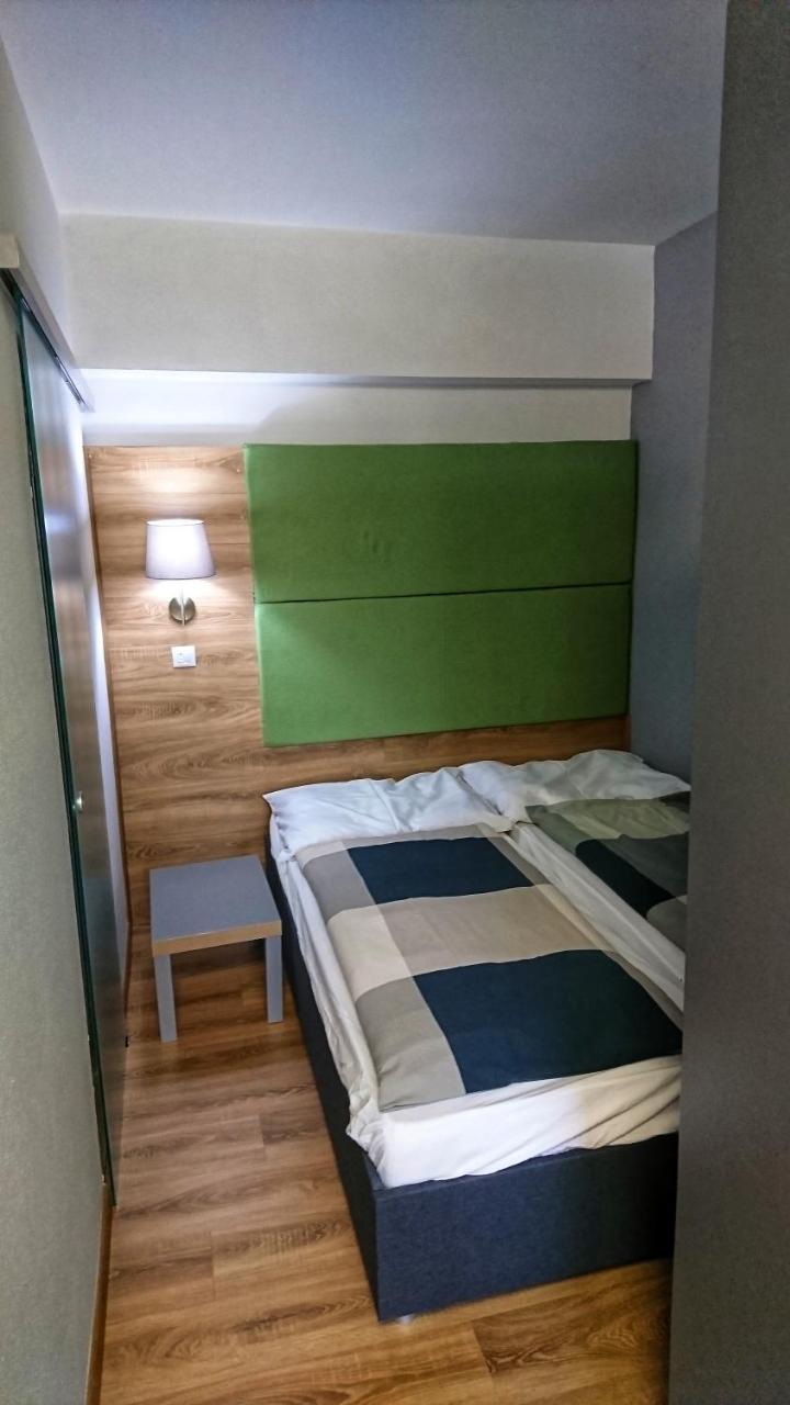 Apartmány Slovanská Plzeň Esterno foto